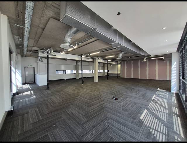 381M² OFFICE TO LET IN SANDTON CENTRAL
